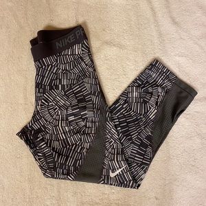 COPY - Nike crops